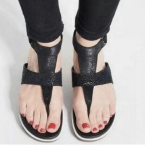 Sorel Torpeda Leather Ankle Strap Thong Sandal Black 6.5 - Picture 1 of 11